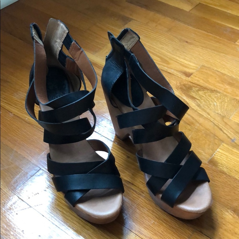Women’s Lucky Brand Black Wedges Size 9 GUC